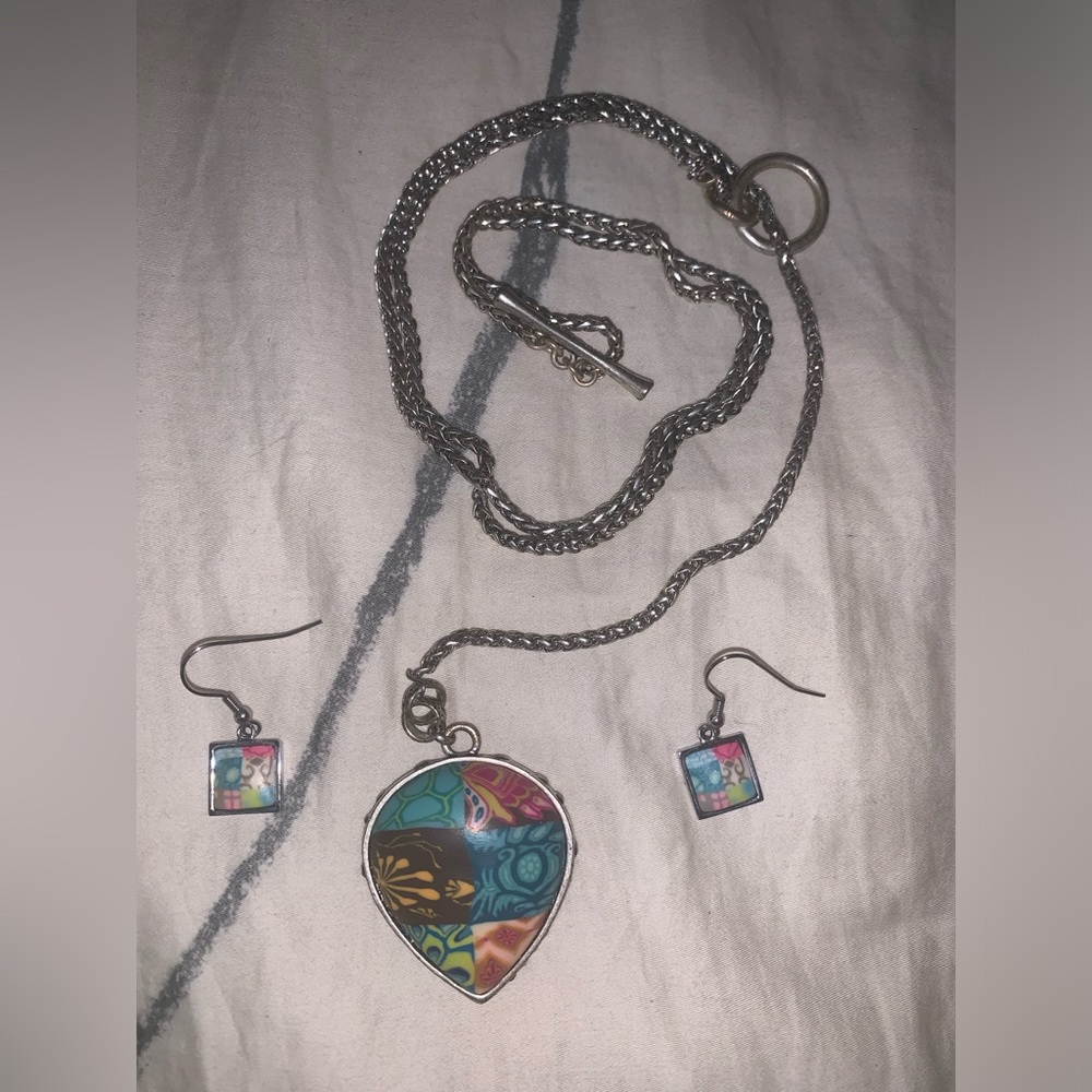 Jilzara jewelry necklace and matching earrings. Handmade with real clay! - Picture 12 of 13